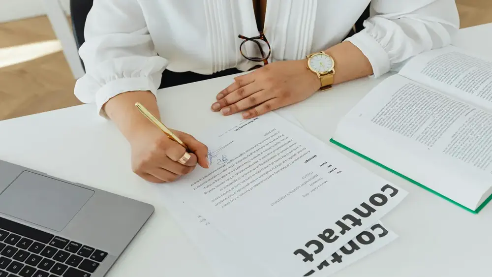 Como fazer gestão de contratos recorrentes