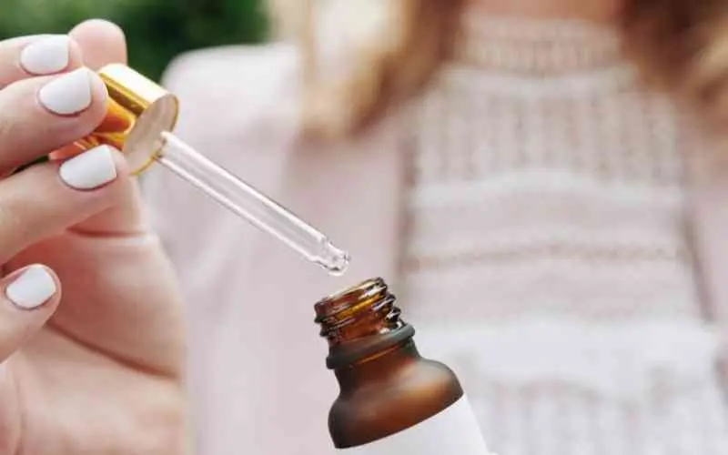 como-oleo-cbd-age-corpo