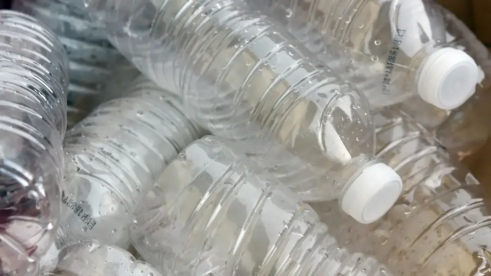 Qual o Papel da Tecnologia na Modernização da Indústria do Plástico