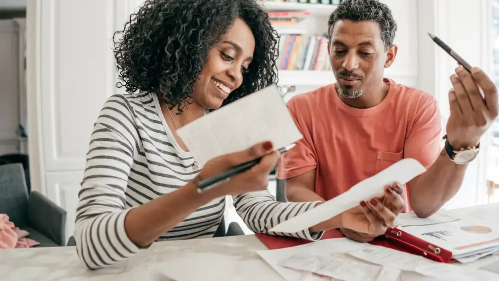 Reconhecer o próprio padrão de vida ajuda a ajustar o orçamento