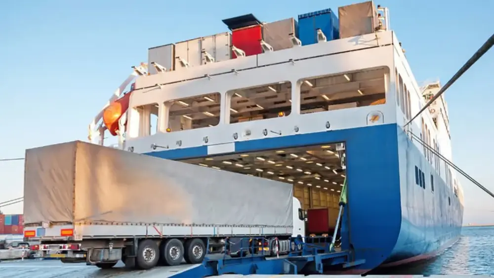 Transporte de veículos em navios