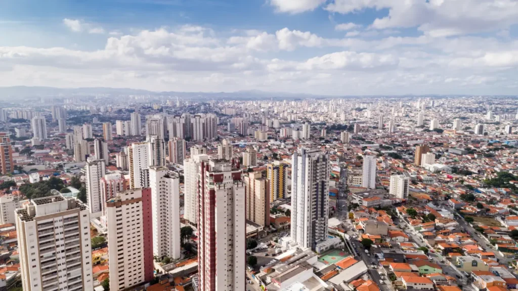 Como ir morar de aluguel em Guarulhos com pouco dinheiro