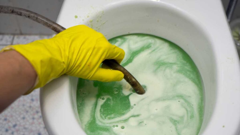 Como usar o diabo verde no vaso sanitário