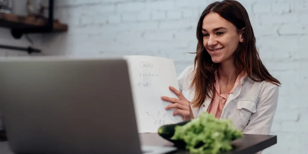 8 estratégias para manter o foco na dieta com ajuda do nutricionista online