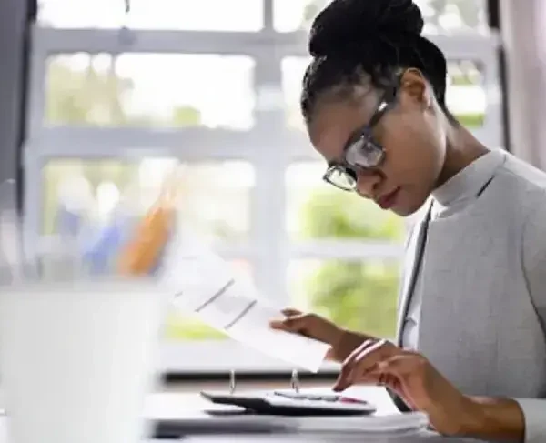 Sebrae aponta revisão de crédito para mulheres