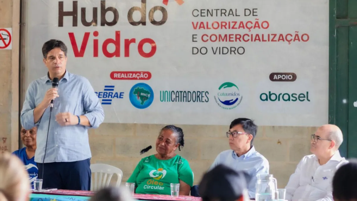 Hub de Vidro: reciclagem gera renda para catadores em BH